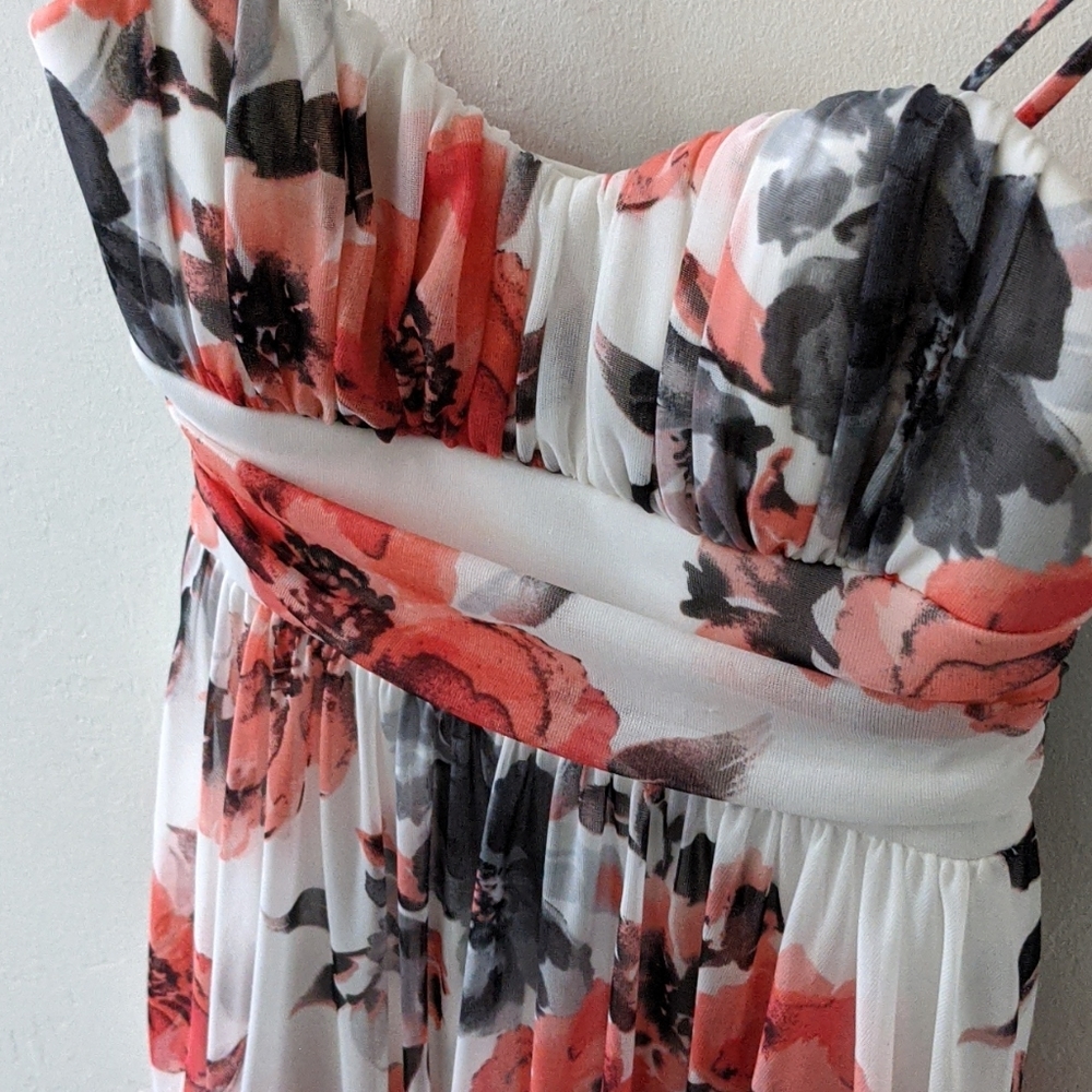 SPEECHLESS I Spaghetti Strap Semi-Formal Dress, XS